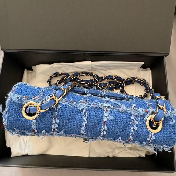 Chanel Blue Tweed Quilted Small Mini Classic Flap Bag - Picture 4 of 11